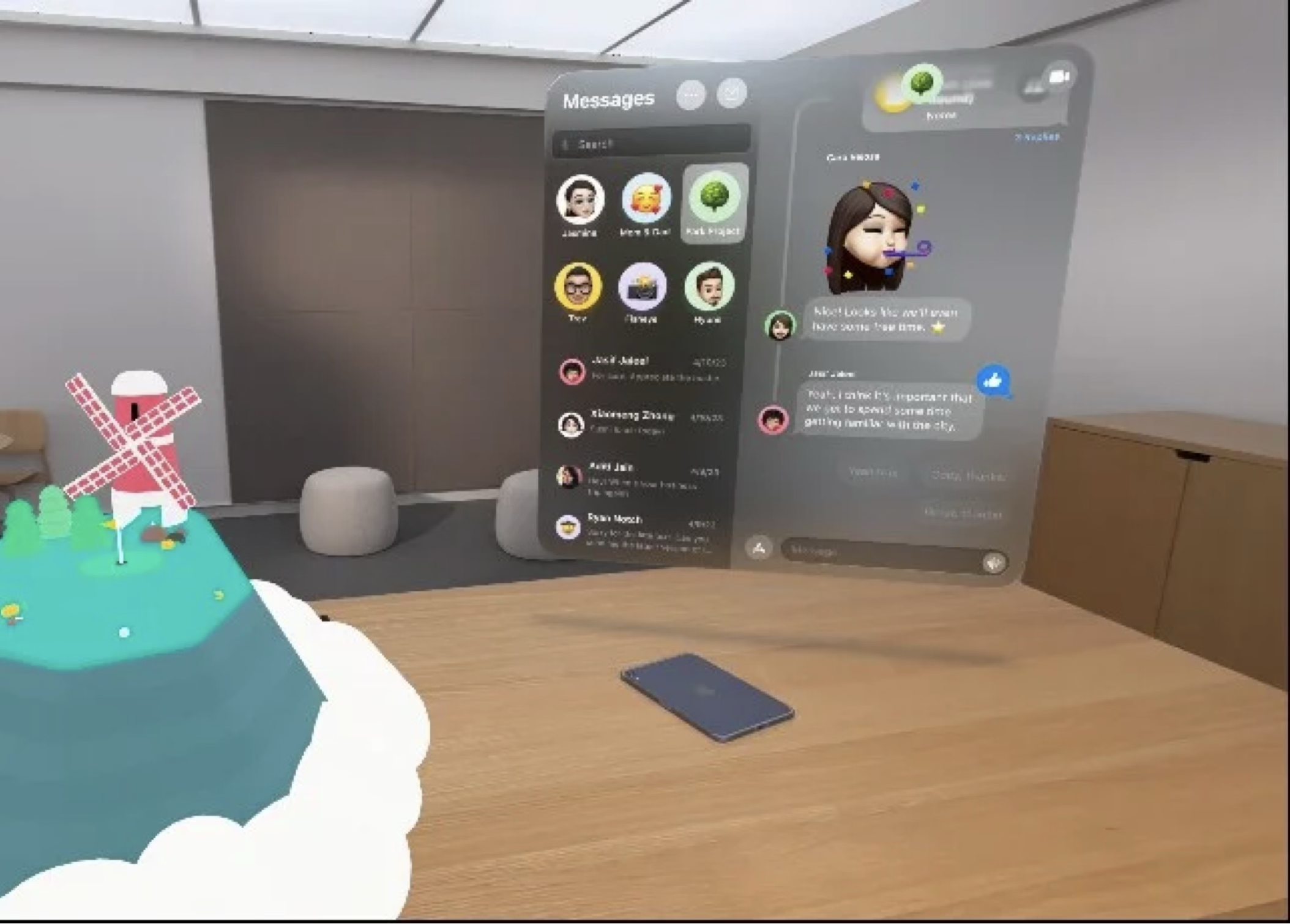 Multi-apps in Shared Space